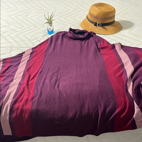 Stylish Purple and Pink Striped Poncho - Picture 2 of 8